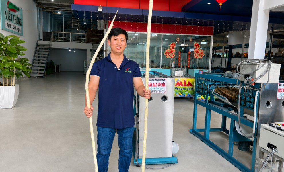 Bào thử mía tại xưởng